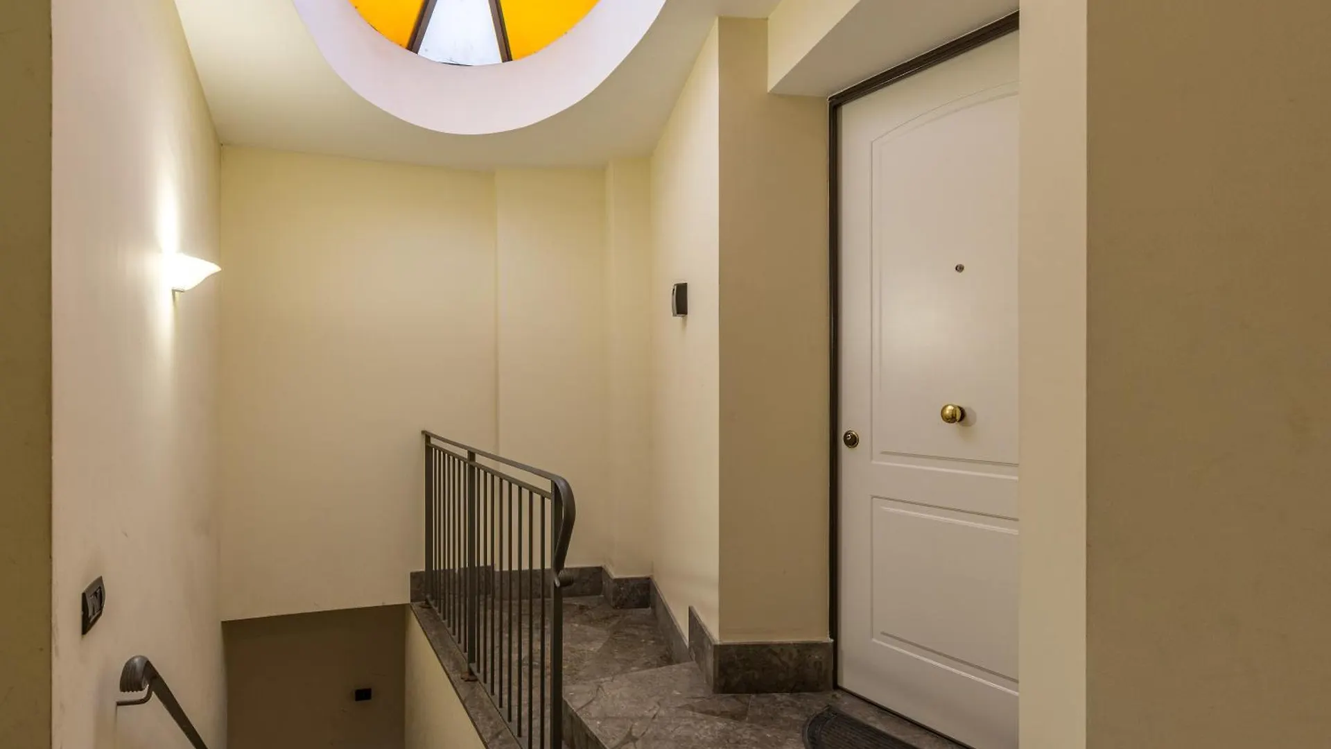 Alma Abbadia Apartment Palermo 0*,
